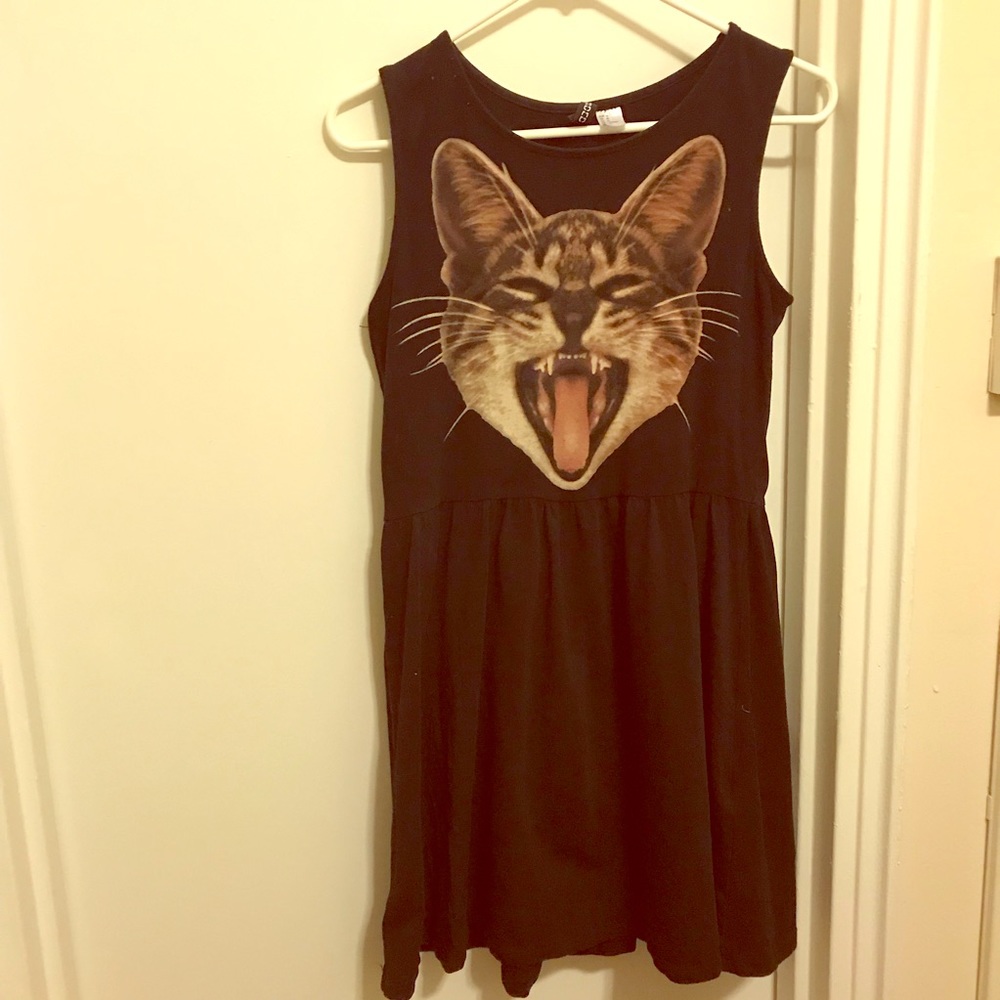 Sleeve less dress